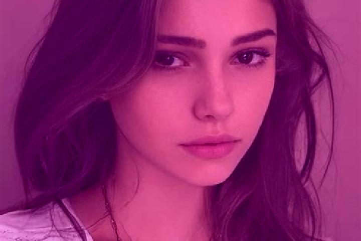 Zoe, 27, a chestnut grey-eyed slavic companion based in Indialantic. Offering Couples, Duos. Available for incall and outcall, day and evening dates.