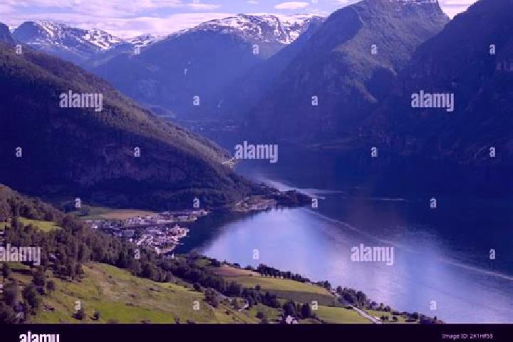 Zoe, 27 — Escort in Aurlandsvangen, Norway