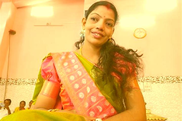 Zoe, 27 — Escort in Balarampur, India