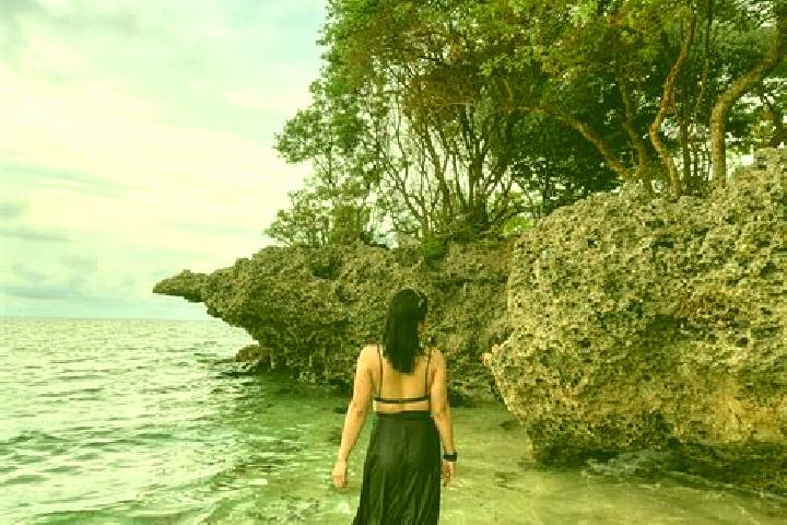 Zoe, 27 — Escort in Kibangay, Philippines