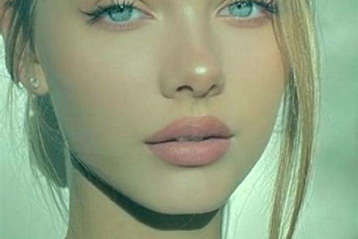 Zoe, 28, a dark blonde blue-eyed mediterranean companion based in Livinallongo del Col di Lana. Offering 69, Duos, Travel Companion. Available for incall and...