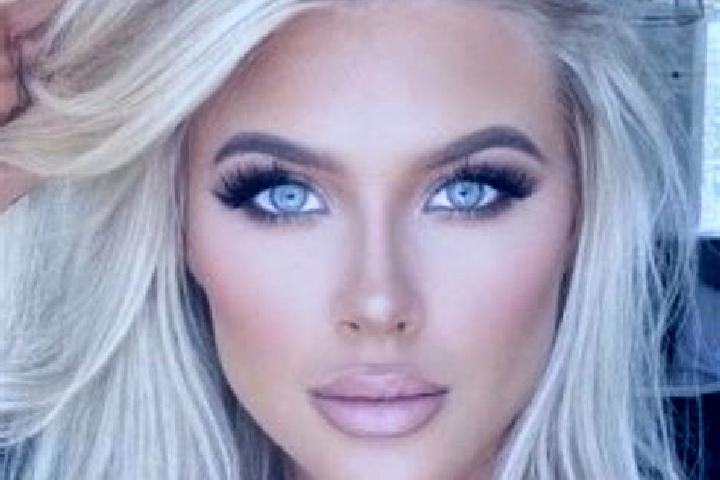Zoe, 28, a platinum blonde hazel-eyed latina companion based in Sommerein. Offering A-Level, Girlfriend Experience, 69. Available for incall and outcall, ove...