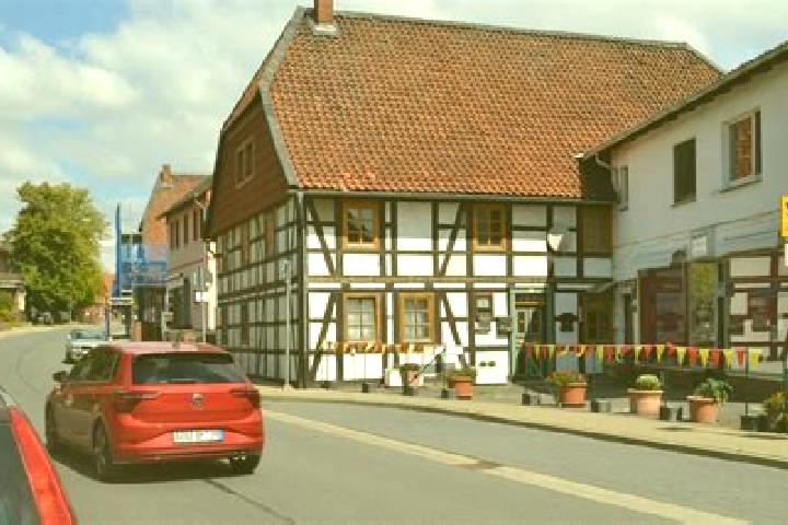 Zoe, 28 — Escort in Adenstedt, Germany