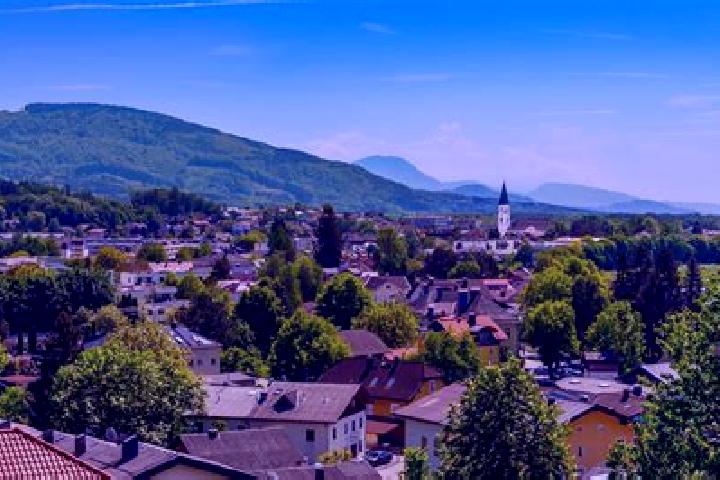 Zoe, 28 — Escort in Lamprechtshausen, Austria