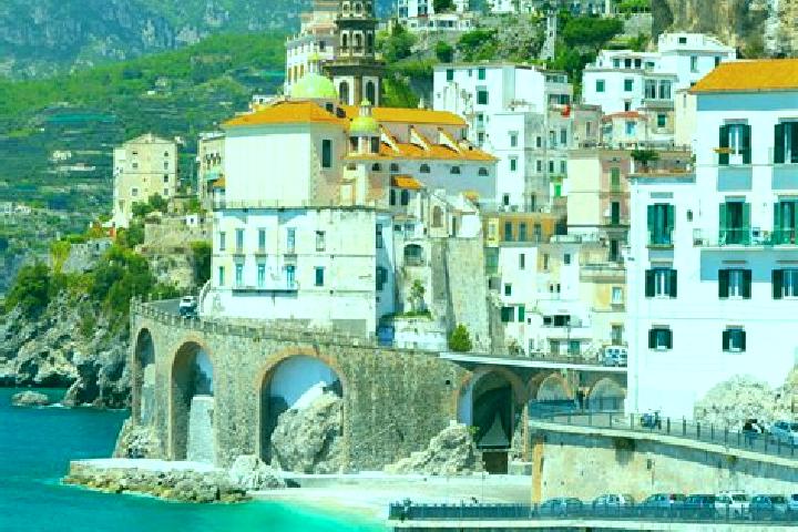 Zoe, 28 — Escort in Miano, Italy