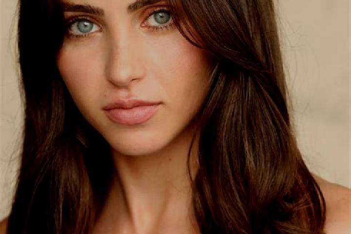 Zoe, 29, a brunette hazel-eyed indian companion based in Lhomme. Offering Roleplay, OWO, Duos, 69. Available for incall and outcall, overnight bookings avail...