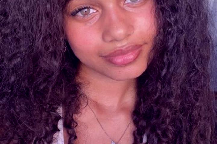 Zoe, 29, a red hazel-eyed ebony companion based in Hurricane. Offering Party Girl, A-Level, Couples. Available for incall and outcall, day and evening dates.