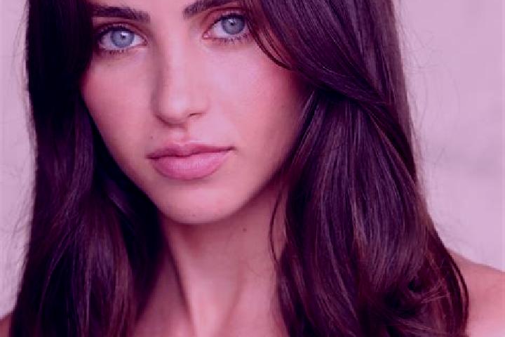 Zoe, 30, a brunette brown-eyed middle eastern companion based in Niederglatt / Noeschikon. Offering Travel Companion, BDSM, CIM. Available for incall and out...