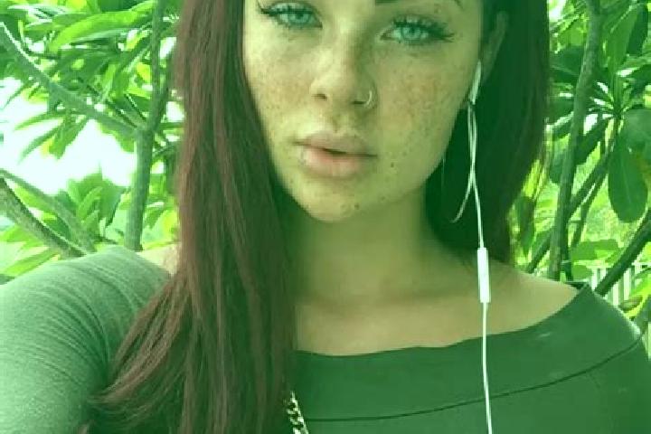 Zoe, 30, a chestnut dark-eyed caribbean companion based in Caerano di San Marco. Offering Duos, CIM, A-Level, Roleplay. Available for incall and outcall, ove...
