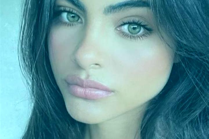 Zoe, 30, a chestnut hazel-eyed caucasian companion based in Viby. Offering Massage, Duos, GFE, Couples. Available for incall and outcall, overnight bookings ...