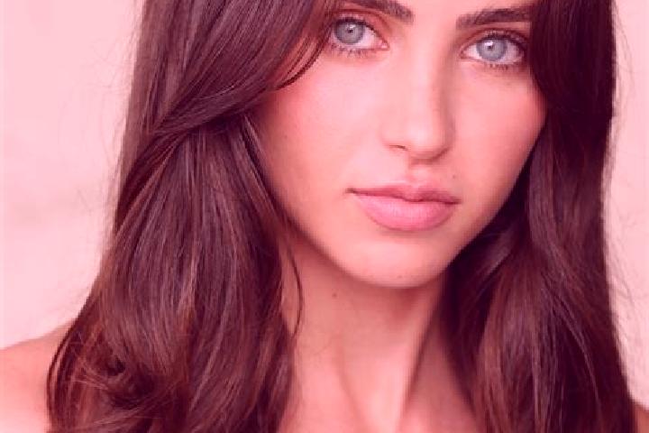 Zoe, 30, a dark blonde brown-eyed latina companion based in Vogelgrun. Offering Party Girl, Erotic Massage, Duos. Available for incall and outcall, day and e...