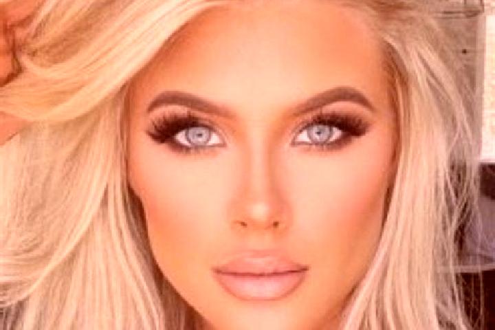 Zoe, 30, a platinum blonde hazel-eyed latina companion based in Langenberg. Offering 69, GFE, Prostate Massage, Girlfriend Experience. Available for incall a...