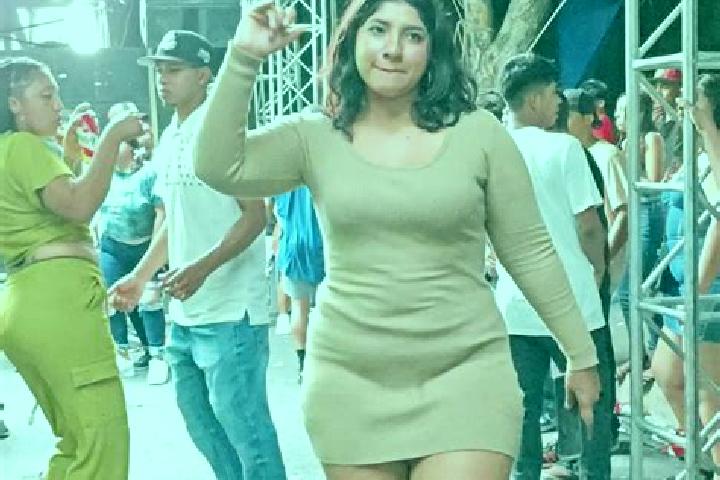 Zoe, 30 — Escort in San Rafael Oriente, El Salvador