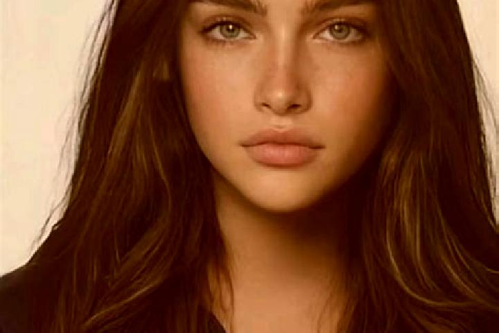 Zoe, 31, a brunette blue-eyed caucasian companion based in Menen. Offering Party Girl, Massage. Available for incall and outcall, overnight bookings available.