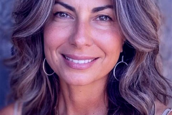Zoe, 31, a brunette grey-eyed latina companion based in Barnack. Offering BDSM, Prostate Massage, Roleplay. Available for incall and outcall, overnight booki...
