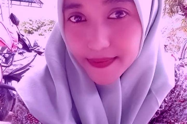 Zoe, 31 — Escort in Panggul, Indonesia