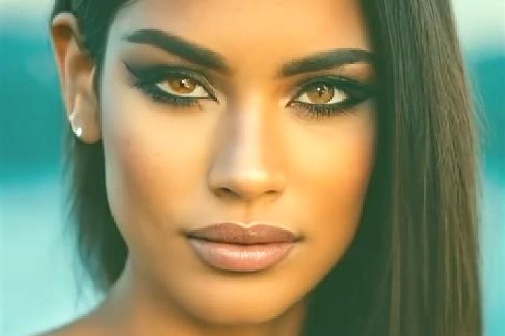 Zoe, 32, a brunette amber-eyed latina companion based in Kabulohan. Offering Dinner Date, Duos, CIM. Available for incall and outcall, overnight bookings ava...