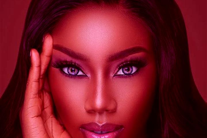 Zoe, 32, a red blue-eyed ebony companion based in Namboongan. Offering Tantra, Travel Companion, Girlfriend Experience. Available for incall and outcall, day...