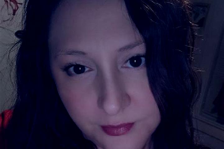 Zoe, 32 — Escort in Clintwood, United States