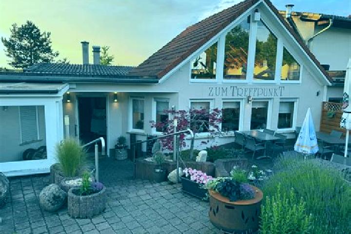 Zoe, 32 — Escort in Mauchenheim, Germany