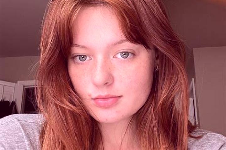 Zoe, 33, a auburn grey-eyed caucasian companion based in Courcemont. Offering Dinner Date, Travel Companion, A-Level, BDSM. Available for incall and outcall,...