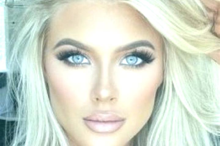 Zoe, 33, a platinum blonde brown-eyed caucasian companion based in London Colney. Offering Prostate Massage, Domination, Roleplay, Massage, Deep French Kissi...