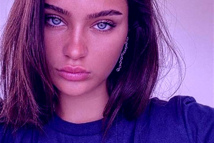 Zoe, 34, a brunette dark-eyed caribbean companion based in Limbaan. Offering Domination, 69, Couples, A-Level. Available for incall and outcall, overnight bo...