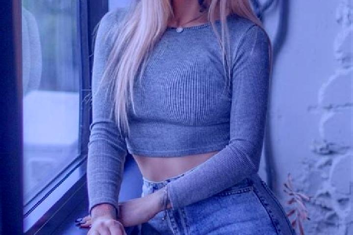 Zoe, 34 — Escort in Tokarevo, Ukraine