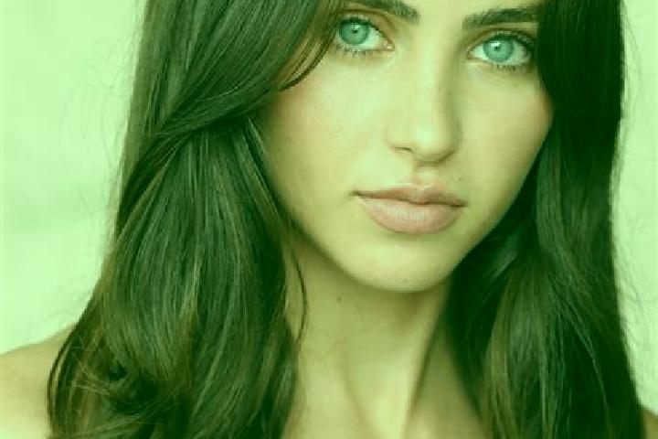 Zoe, 35, a brunette green-eyed caribbean companion based in Enarotali. Offering Tantra, Dinner Date, OWO. Available for incall and outcall, overnight booking...