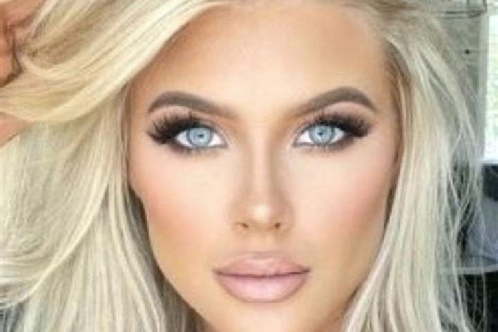 Zoe, 35, a platinum blonde hazel-eyed mediterranean companion based in Heches. Offering Erotic Massage, Dinner Date, Roleplay, Domination, Fetish. Available ...