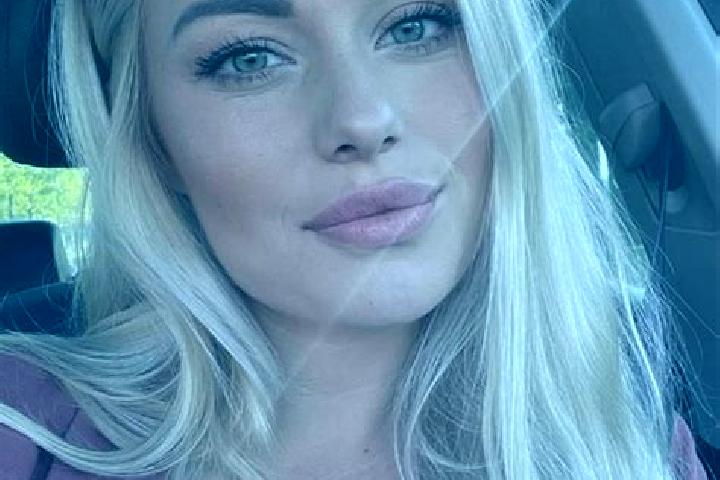 Zoe, 36, a blonde hazel-eyed indian companion based in San Valentino Torio. Offering Tantra, Couples, Girlfriend Experience, Fetish, OWO. Available for incal...