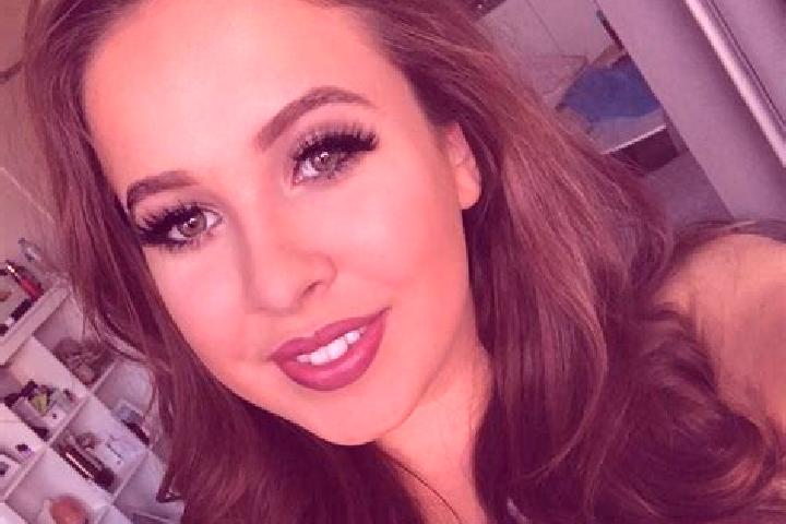 Zoe, 36, a brunette amber-eyed slavic companion based in North Brunswick. Offering Erotic Massage, OWO, Overnight, Tantra. Available for incall and outcall, ...