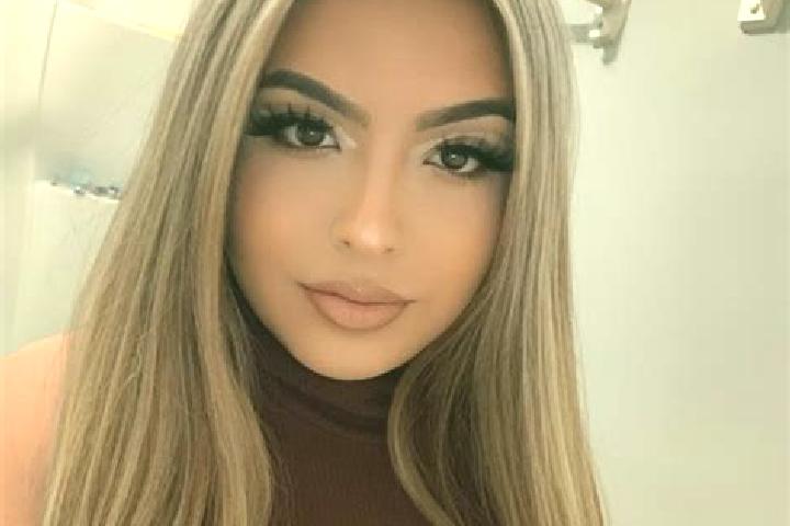 Zoe, 37, a blonde dark-eyed latina companion based in Rantau Panjang. Offering Striptease, Erotic Massage, Deep French Kissing, Prostate Massage. Available f...