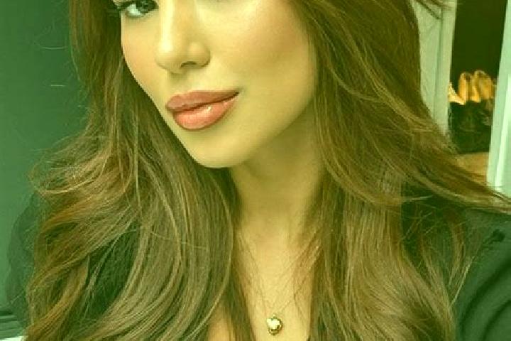 Zoe, 37, a chestnut brown-eyed latina companion based in Curimeo. Offering Fetish, Tantra, BDSM, Prostate Massage. Available for incall and outcall, overnigh...