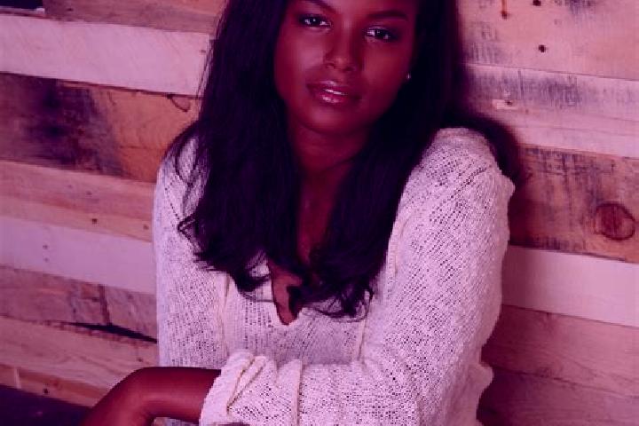 Zoe, 38, a blonde dark-eyed ebony companion based in Pondaguitan. Offering Striptease, GFE, Duos, Massage, Party Girl. Available for incall and outcall, day ...