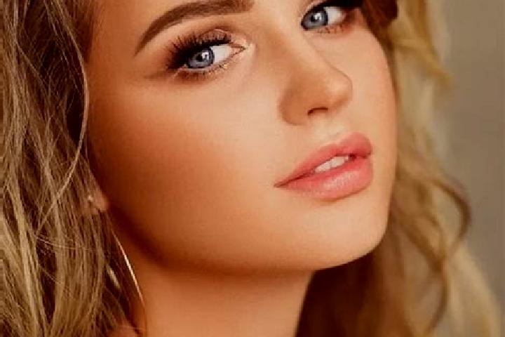 Zoe, 38, a dark blonde blue-eyed middle eastern companion based in Synelnykove. Offering Dinner Date, Roleplay, Overnight. Available for incall and outcall, ...