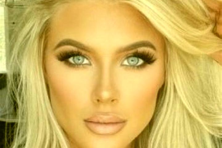 Zoe, 38, a platinum blonde grey-eyed mixed companion based in Macrina. Offering Prostate Massage, Couples, 69, GFE, Fetish. Available for incall and outcall,...
