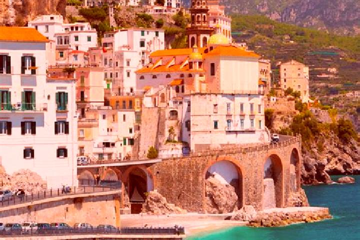 Zoe, 38 — Escort in Sant Andrea in Monte, Italy