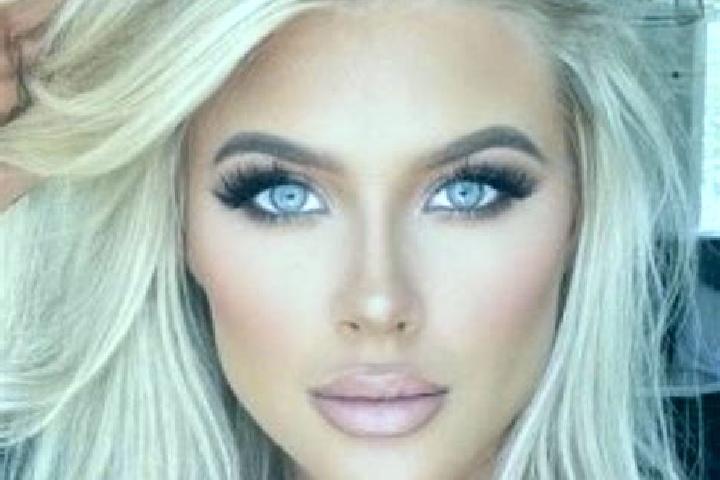 Zoe, 39, a platinum blonde green-eyed ebony companion based in Velke Ulany. Offering Striptease, Massage, Party Girl. Available for incall and outcall, day a...