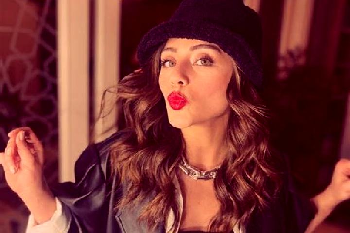 Zoe, 39 — Escort in Tuerkoglu, Turkey