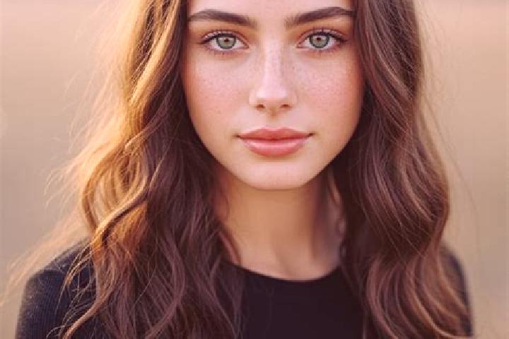 Zoey, 20, a auburn amber-eyed mediterranean companion based in Nebrin. Offering Striptease, Roleplay, Prostate Massage, BDSM. Available for incall and outcal...