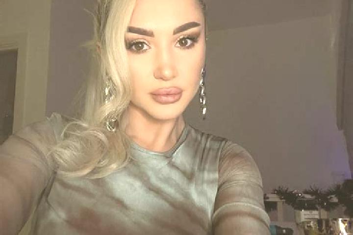 Zoey, 20, a blonde dark-eyed middle eastern companion based in Sao Bonifacio. Offering Fetish, 69, Travel Companion, BDSM. Available for incall and outcall, ...