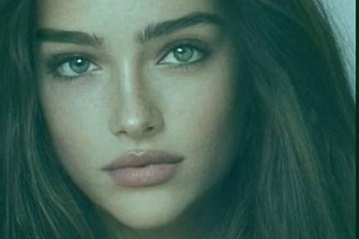 Zoey, 20, a chestnut grey-eyed caucasian companion based in Egmond-Binnen. Offering Travel Companion, OWO, 69, Party Girl, Tantra. Available for incall and o...