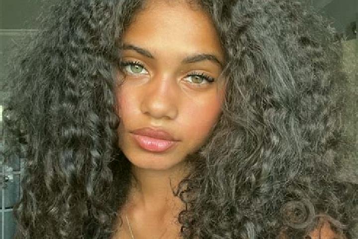 Zoey, 20, a dark blonde blue-eyed ebony companion based in Malacatan. Offering Erotic Massage, Overnight, Tantra. Available for incall and outcall, day and e...