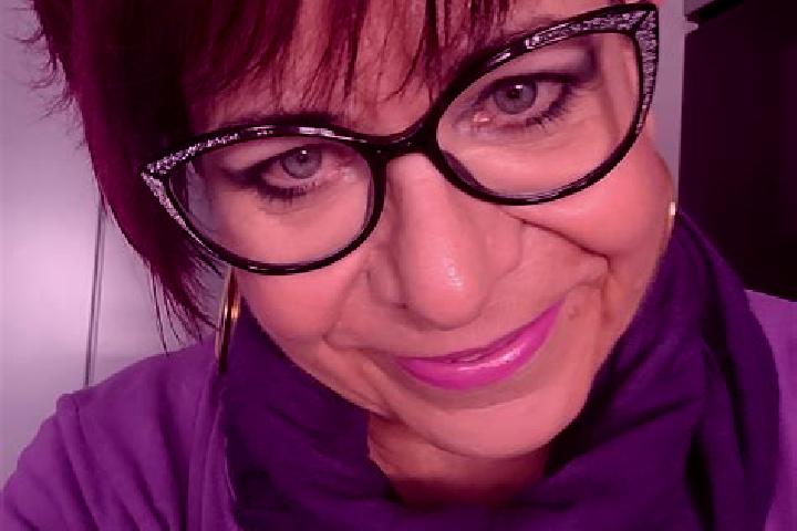 Zoey, 20 — Escort in Denmark, United States