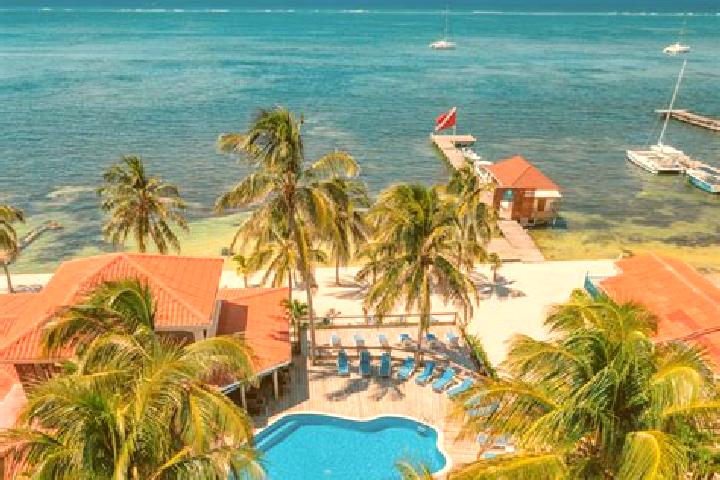 Zoey, 20 — Escort in San Isidro, Belize