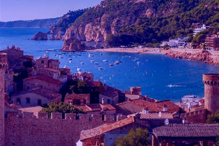 Zoey, 21 — Escort in Monegrillo, Spain