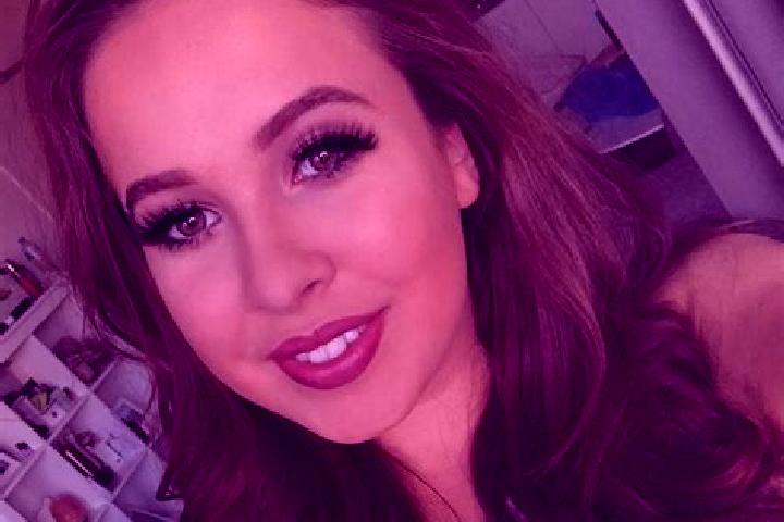Zoey, 22, a black grey-eyed european companion based in Kondli. Offering CIM, Party Girl, A-Level, Duos, Striptease. Available for incall and outcall, day an...