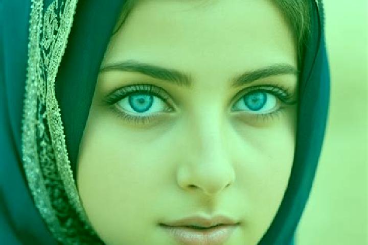 Zoey, 22, a blonde amber-eyed middle eastern companion based in Srodmiescie. Offering Massage, BDSM, Travel Companion. Available for incall and outcall, over...