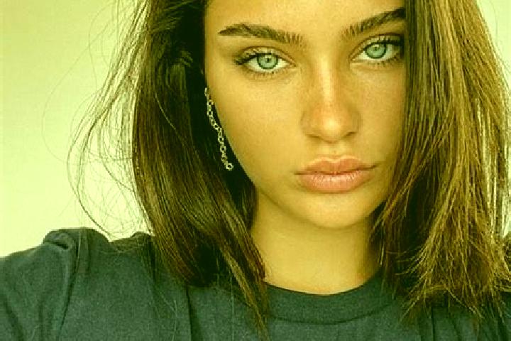 Zoey, 22, a brunette dark-eyed ebony companion based in Edderitz. Offering Party Girl, Striptease, Roleplay. Available for incall and outcall, day and evenin...